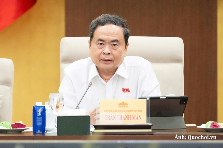 Chủ tịch Quốc hội Trần Thanh Mẫn phát biểu tại phiên họp.