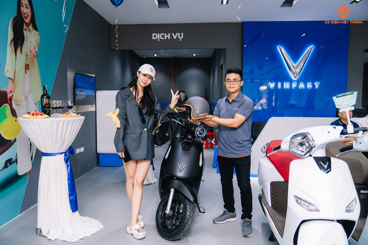 Khách hàng mua Xe điện Việt Thanh trên sàn thương mại điện tử được hưởng đầy đủ quyền lợi bảo hành, bảo dưỡng chính hãng, tương tự khách hàng mua xe trực tiếp tại đại lý.