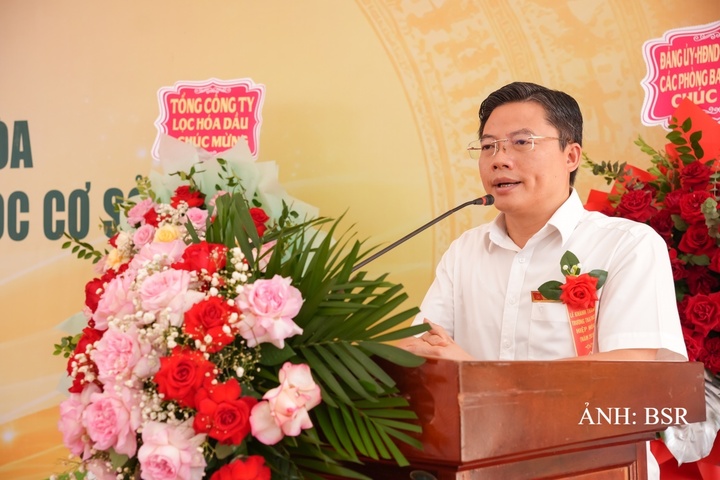 Ông Nguyễn Đức Luận, Bí thư Đảng ủy, Chủ tịch HĐND xã Thư Trì. Ảnh: BSR