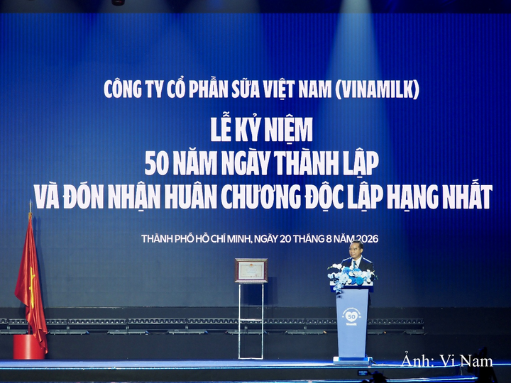 Chủ tịch UBND TP. Hồ Chí Minh Nguyễn Văn Được phát biểu tại Lễ kỷ niệm 50 năm ngày thành lập và đón nhận Huân chương Độc lập hạng Nhất của Vinamilk.