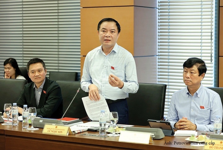 Đại biểu Quốc hội, Chủ tịch Petrovietnam Lê Ngọc Sơn: Ý nghĩa của lần sửa Luật này không nằm ở số điều khoản mới, mà ở khả năng chuyển hóa thể chế thành dự án được triển khai - Ảnh: Petrovietnam cung cấp