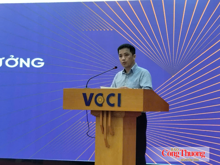 Ông Đậu Anh Tuấn phát biểu tại hội thảo.