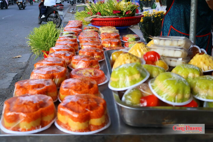 Mua sắm thực phẩm chế biến sẵn, đồ chay mang đến thêm lựa chọn cho người tiêu dùng dịp Vu Lan.