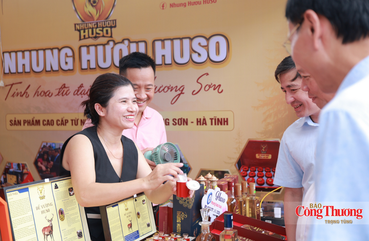 Hội chợ nhằm quảng bá các sản phẩm công nghiệp nông thôn tiêu biểu, thúc đẩy kết nối giao thương, mở rộng thị trường tiêu thụ, góp phần phát triển công nghiệp nông thôn theo hướng hiện đại, bền vững.