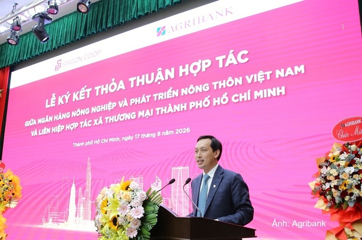 Ông Vũ Anh Khoa, Chủ tịch Hội đồng quản trị Saigon Co.op phát biểu tại lễ ký kết.