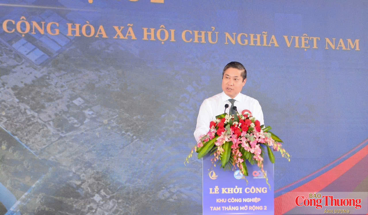 Ông Phan Thái Bình, Phó Chủ tịch UBND thành phố Đà Nẵng phát biểu tại buổi lễ.