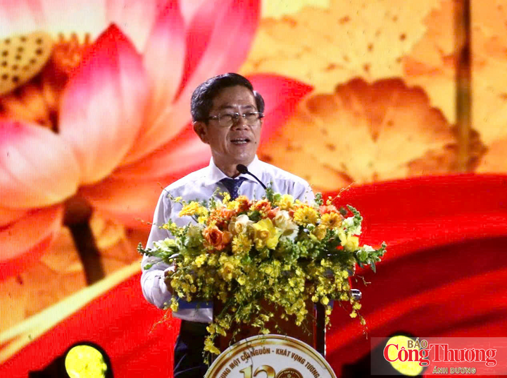 Ông Trần Nam Hưng, Phó Chủ tịch UBND thành phố Đà Nẵng phát biểu tại buổi lễ