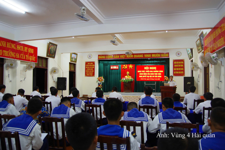 Triển khai chương trình thực hiện Nghị quyết Đại hội XIV của Đảng tại Liên chi đoàn đảo Trường Sa.