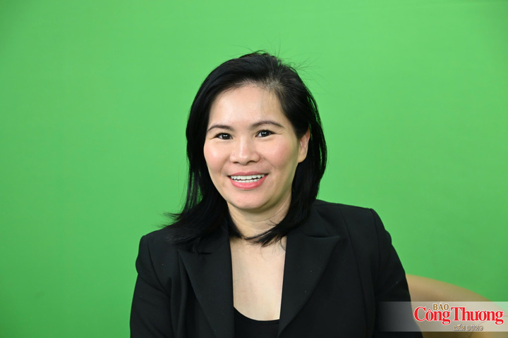 Bà Phan Thị Thanh Xuân, Phó Chủ tịch kiêm Tổng Thư ký Hiệp hội Da giày - Túi xách Việt Nam