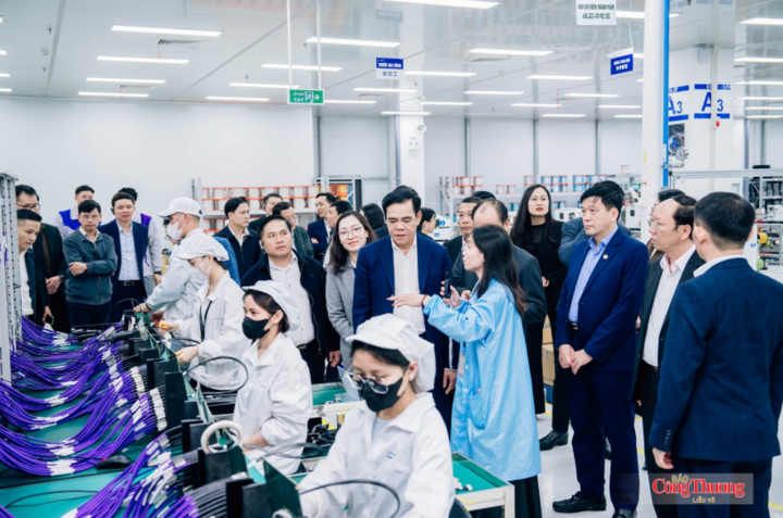 Tỉnh Nghệ An xác định công nghiệp là động lực quan trọng thúc đẩy tăng trưởng kinh tế.