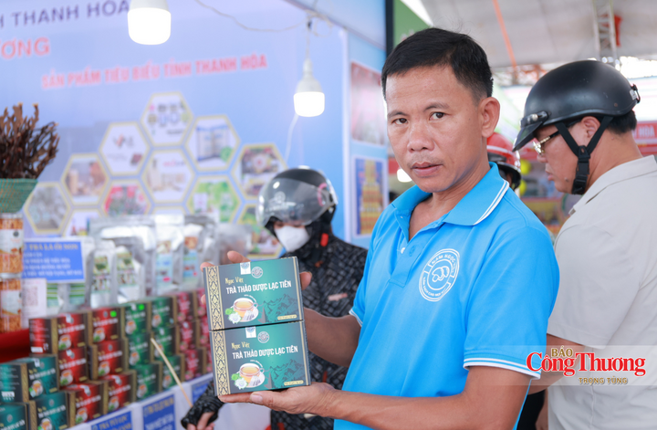 Ông Trịnh Quang Ngọc, đại diện Công ty TNHH sản xuất thương mại nấm Ngọc Việt.