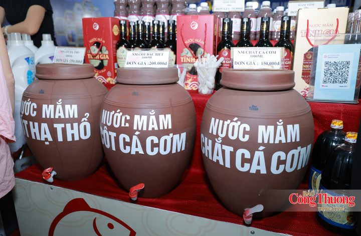 Đặc sản Thanh Hóa 'ghi điểm' tại hội chợ miền Trung - Tây Nguyên - 4