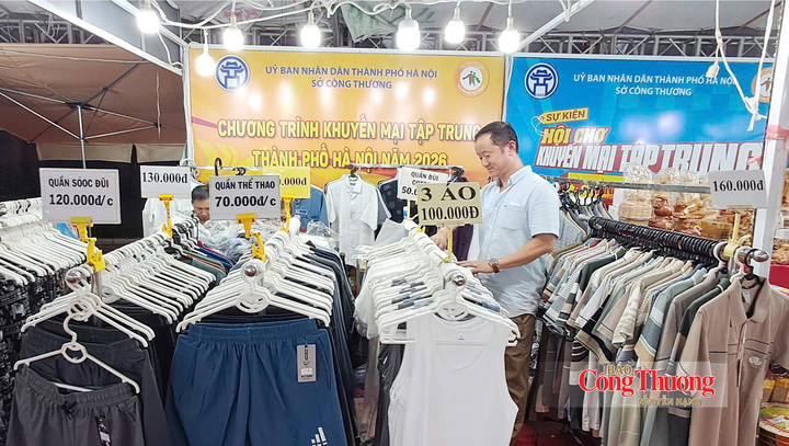 Gian hàng “Khuyến Mại Tập Trung” và không gian khuyến mại flash sale của Chương trình khuyến mại tập trung với các sản phẩm hàng Việt Nam.