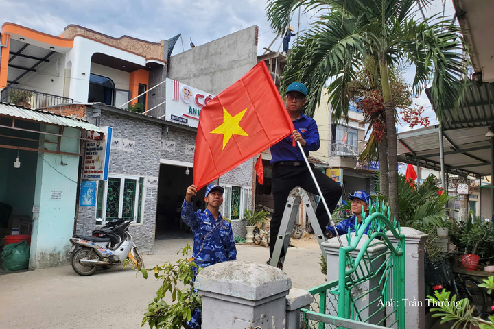 Công trình góp phần bồi đắp lòng yêu nước, niềm tự hào dân tộc cho thế hệ trẻ thôn Sâm Linh.