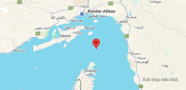Eo biển Hormuz.