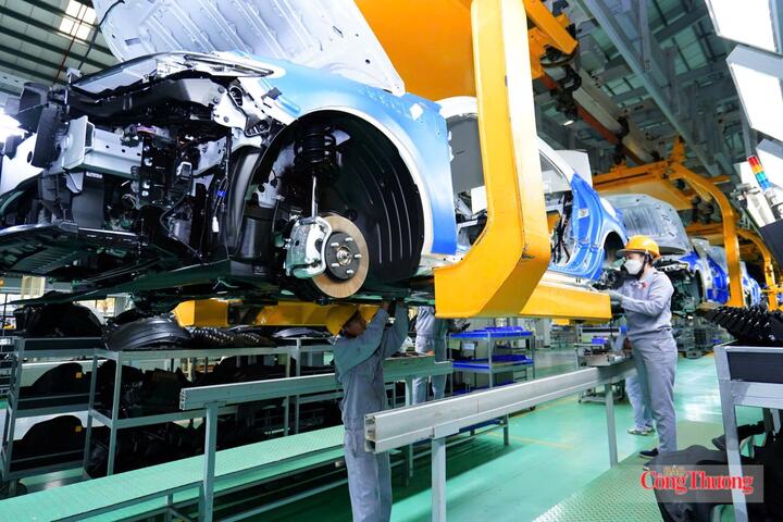 Ngành công nghiệp ô tô ghi nhận nhiều tín hiệu tích cực. Ảnh: Cấn Dũng