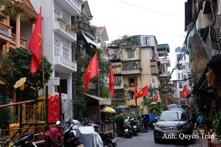 Hà Nội rực rỡ cờ hoa trước thềm Quốc khánh 2/9 - 12