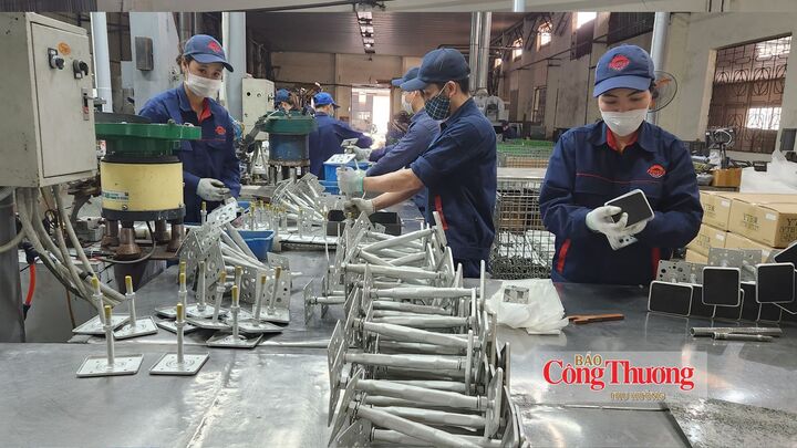 Sản xuất các chi tiết, linh kiện cho phương tiện vận tải tại Công ty Cổ phần Cơ khí Phổ Yên (FOMECO)