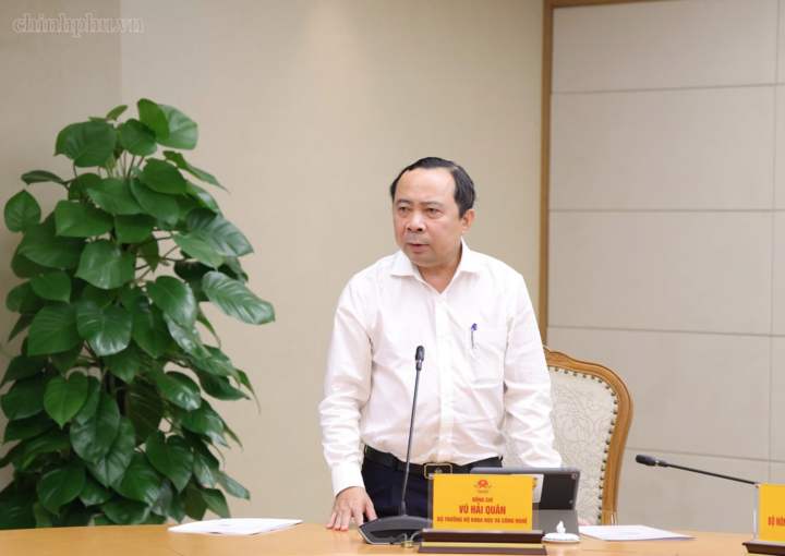Bộ trưởng Bộ KH&CN Vũ Hải Quân báo cáo tại cuộc họp - Ảnh: chinhphu.vn/Gia Huy