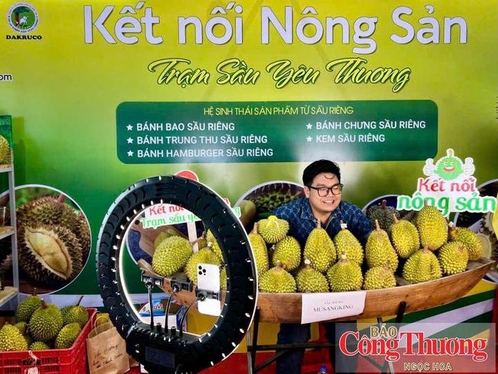 Thương mại điện tử đang mở thêm kênh xuất khẩu cho doanh nghiệp, đặt ra yêu cầu đổi mới hoạt động xúc tiến thương mại theo hướng số hóa và sát thị trường hơn.