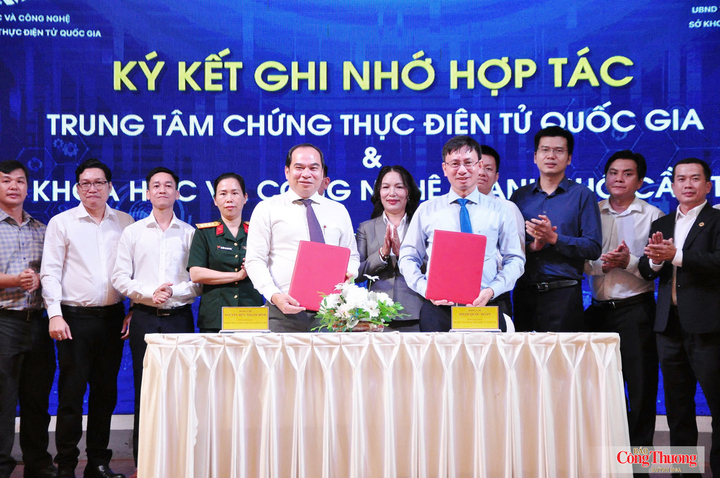 Lễ ký kết Biên bản ghi nhớ hợp tác (MOU) giữa Trung tâm Chứng thực điện tử quốc gia và Sở Khoa học và Công nghệ thành phố Cần Thơ