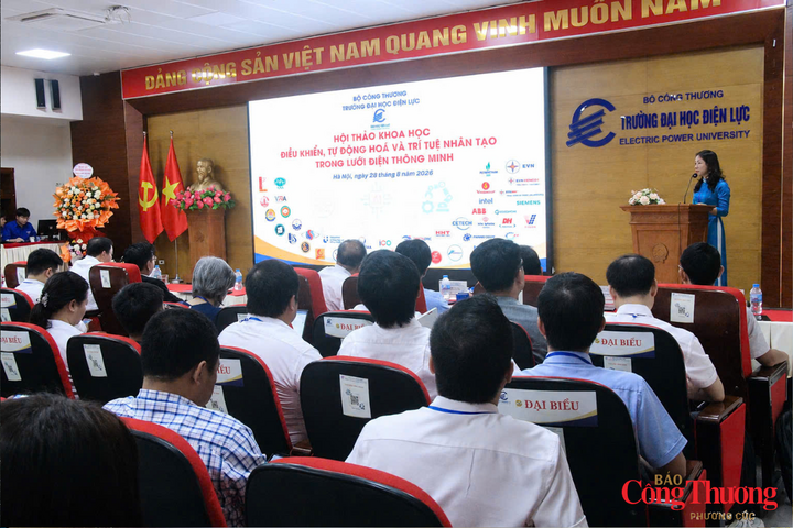 Hội thảo khoa học cấp quốc gia “Điều khiển, tự động hoá và trí tuệ nhân tạo trong lưới điện thông minh” thu hút sự quan tâm của nhiều nhà quản lý, chuyên gia và sinh viên.