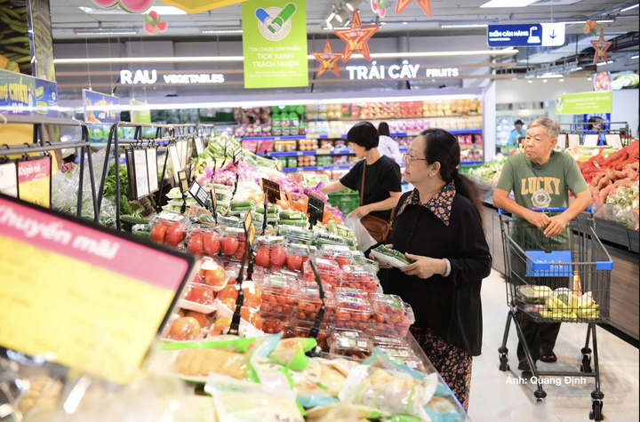 Hàng hóa đa dạng, nguồn cung dồi dào phục vụ người tiêu dùng trong dịp lễ 2/9.