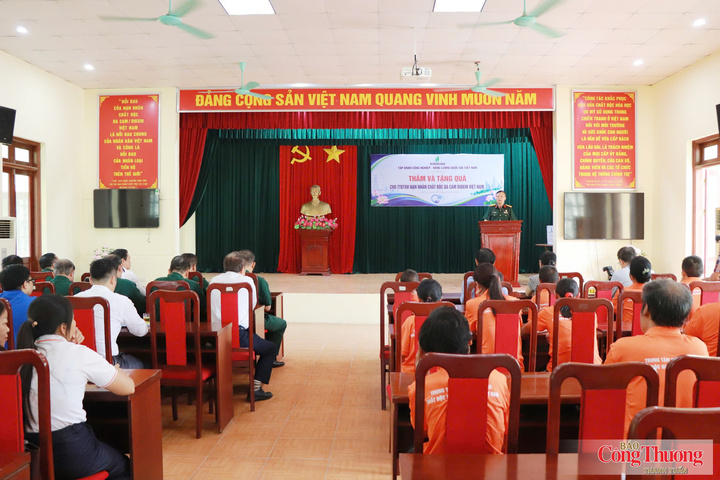 Quang cảnh sự kiện.