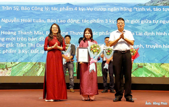 Ở loại hình báo điện tử, tác phẩm "Gia Lai định hình cực tăng trưởng mới trên bản đồ du lịch" của phóng viên Hoàng Thanh Mai (Bút danh Hiền Mai), Báo Công Thương được trao giải Khuyến khích.