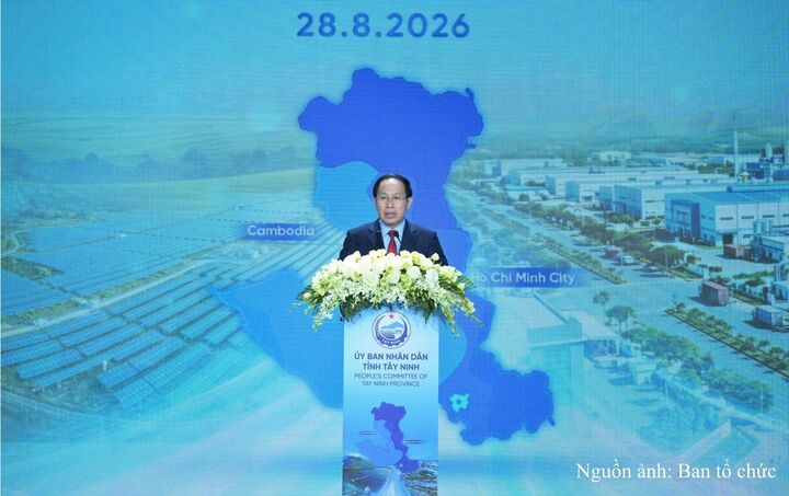 Phó Thủ tướng Chính phủ Lê Tiến Châu phát biểu chỉ đạo tại hội nghị.