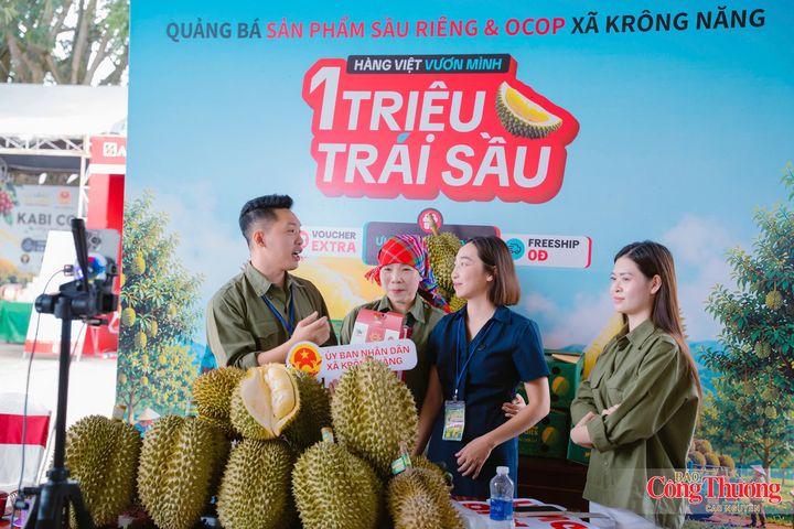 Xã Krông Năng thực hiện 8 phiên livestream, đạt hơn 1,4 triệu lượt xem.