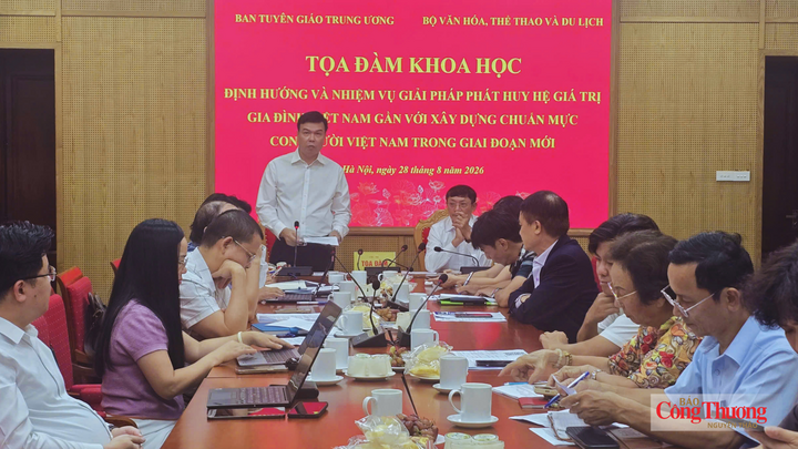 Toàn cảnh tọa đàm.