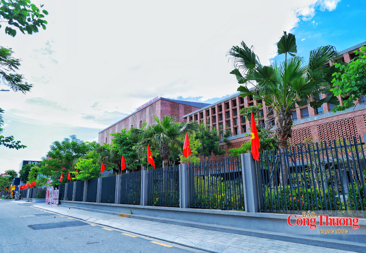 Công tác chỉnh trang đô thị, vệ sinh môi trường được các cấp chính quyền và nhân dân đồng loạt triển khai.