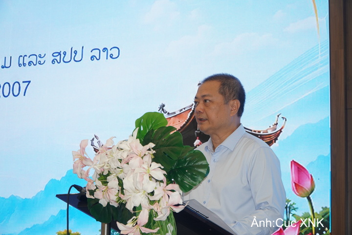 Ông Nguyễn Anh Sơn, Cục trưởng Cục Xuất nhập khẩu, Bộ Công Thương phát biểu khai mạc buổi làm việc của Nhóm phối hợp liên ngành hai nước Việt Nam -Lào.