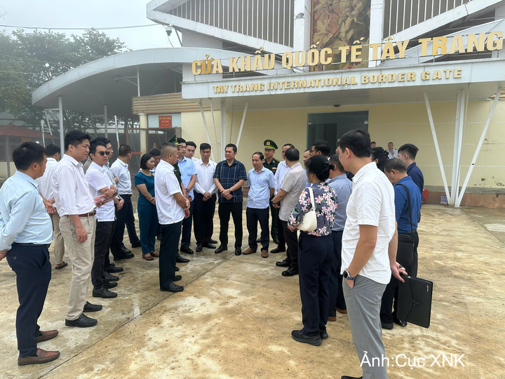 Việt Nam - Lào kiểm tra thực hiện Thỏa thuận Hà Nội 2007 - 2