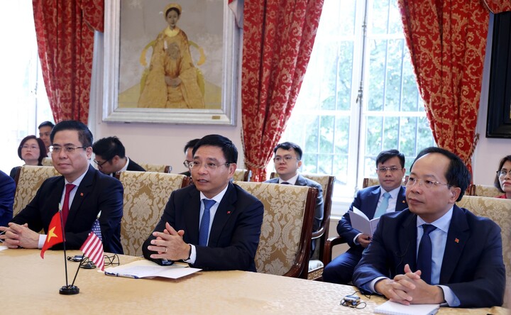 Phó Thủ tướng nhấn mạnh Việt Nam mong muốn tiếp tục hợp tác với Hoa Kỳ trên tinh thần cởi mở, minh bạch, cùng có lợi - Ảnh chinhphu.vn/Đức Tuân