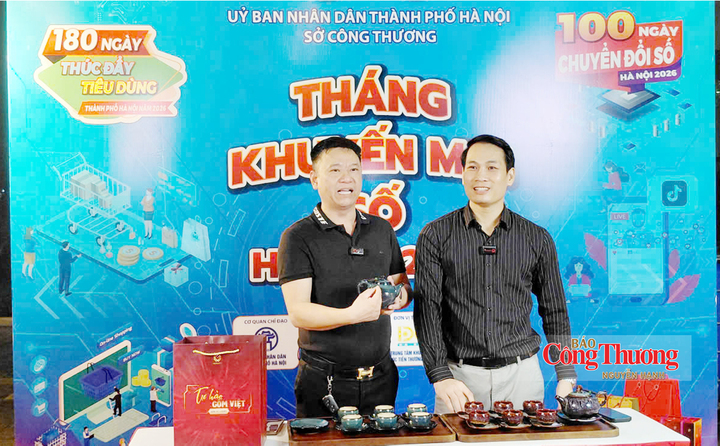 Hoạt động livestream của các nhãn hàng, làng nghề và KOL tại sự kiện.