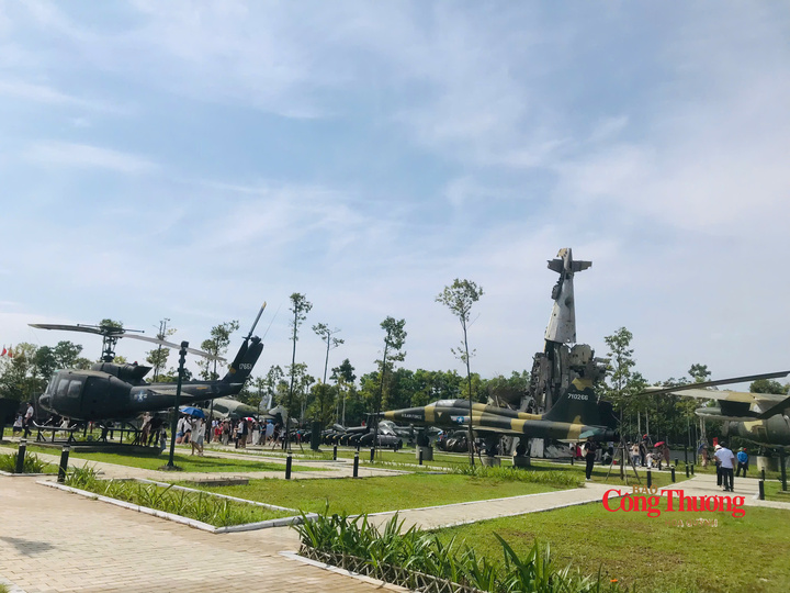 Bảo tàng Lịch sử Quân sự Việt Nam trở thành "địa chỉ đỏ" của người dân, du khách trong dịp Quốc khánh 2/9.