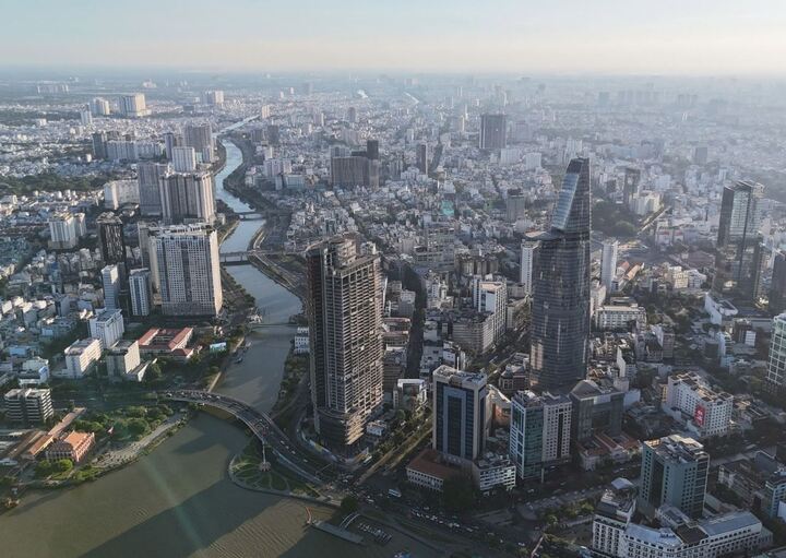Thành phố Hồ Chí Minh sau sáp nhập đang hướng đến là siêu đô thị dẫn dắt kinh tế vùng phía Nam. Ảnh: Hoàng Tuyết/Báo Tin tức và Dân tộc