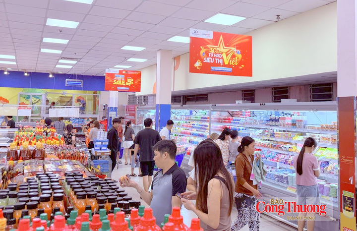 Saigon Co.op tung chương trình "30 năm Tự hào siêu thị Việt" dịp lễ 2/9 với nhiều ưu đãi như giảm giá, hoàn tiền, cộng điểm thưởng và quà tặng.