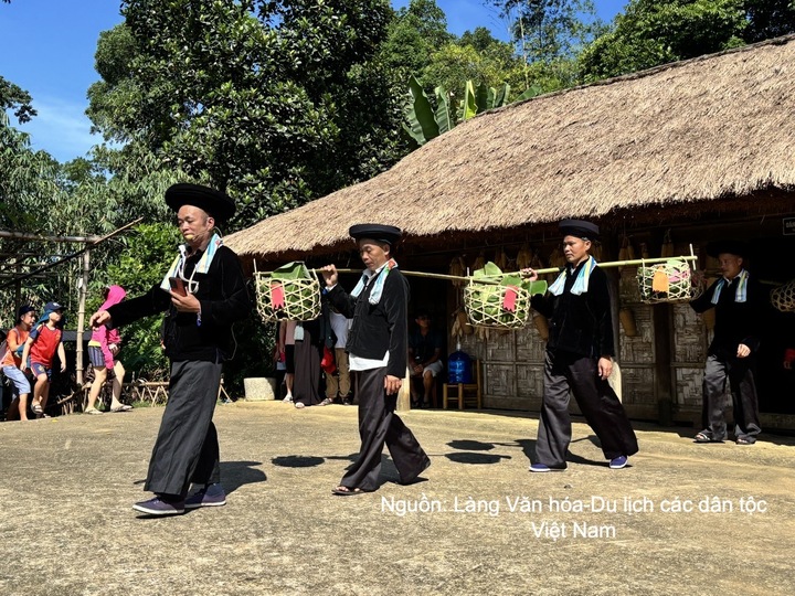 Lễ cưới tái hiện nét đẹp văn hóa đặc trưng của đồng bào miền núi phía Bắc.