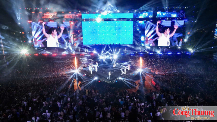 Lần đầu tổ chức, Huế Wonderverse Fest 2026 thu hút hàng trăm ngàn người tham gia và được bình chọn Top 5 sự kiện và chiến dịch thương hiệu nổi bật cả nước.