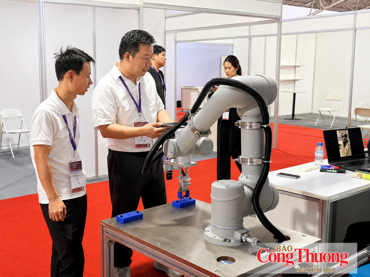 Việt Nam đang đứng trước cơ hội chuyển đổi mô hình tăng trưởng, nâng cao năng suất và hướng tới mục tiêu trở thành quốc gia phát triển, thu nhập cao vào năm 2045.