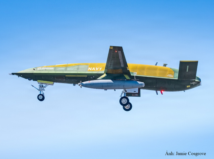 Mỹ tiếp tục hoàn thiện UAV MQ-25 Stingray với gói nâng cấp điện tử mới.