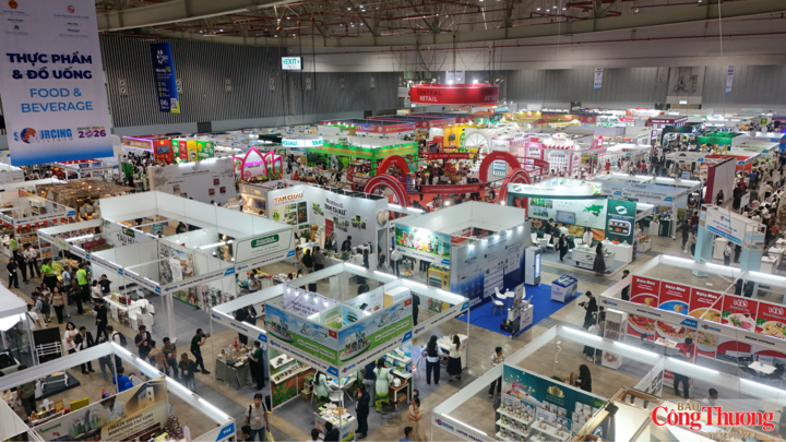 Triển lãm Kết nối Chuỗi cung ứng hàng hoá quốc tế (Viet Nam International Sourcing Expo) thu hút đông đảo lượt khách tham quan cùng cộng đồng doanh nghiệp trong nước và quốc tế.