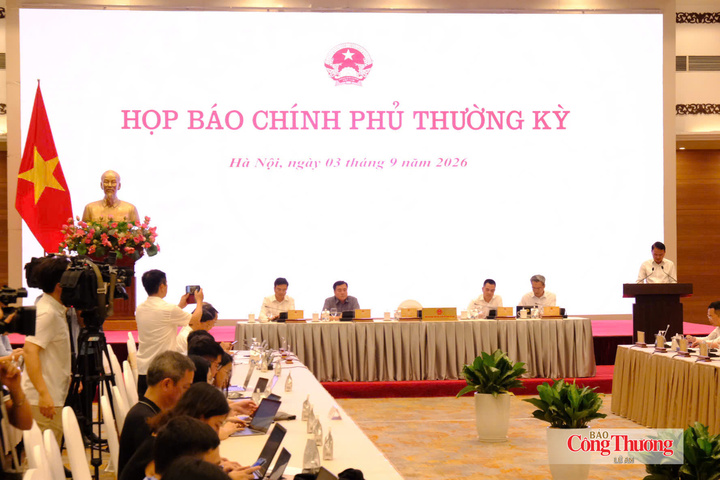 Toàn cảnh buổi họp báo. Ảnh: Lê An