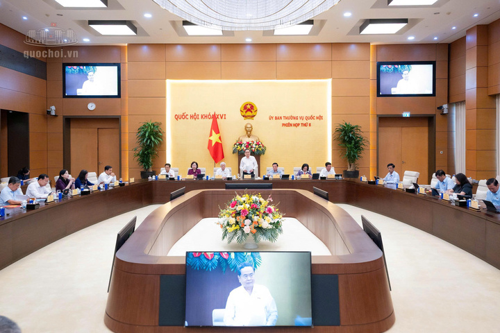 Chủ tịch Quốc hội Trần Thanh Mẫn chủ trì, phát biểu khai mạc Phiên họp thứ 6 của Ủy ban Thường vụ Quốc hội.