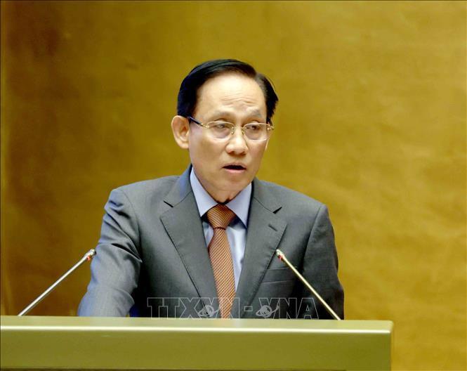 Đồng chí Lê Hoài Trung, Ủy viên Bộ Chính trị, Bộ trưởng Bộ Ngoại giao quán triệt Chuyên đề “Những nội dung trọng tâm, cốt lõi Nghị quyết của Bộ Chính trị về công tác người Việt Nam ở nước ngoài”. Ảnh: Phương Hoa/TTXVN