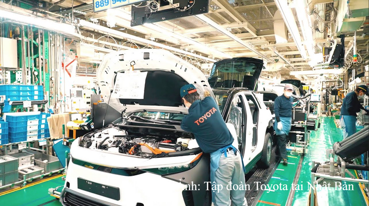 Dây chuyền sản xuất tinh gọn của Toyota - hạt nhân tạo nên hệ sinh thái công nghiệp khổng lồ và sức mạnh kinh tế của Nhật Bản.
