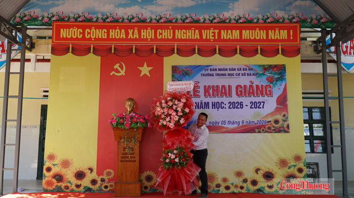 Trường THCS Bà Nà đã cơ bản hoàn tất công tác chuẩn bị và sẵn sàng cho lễ khai giảng sáng 5/9.